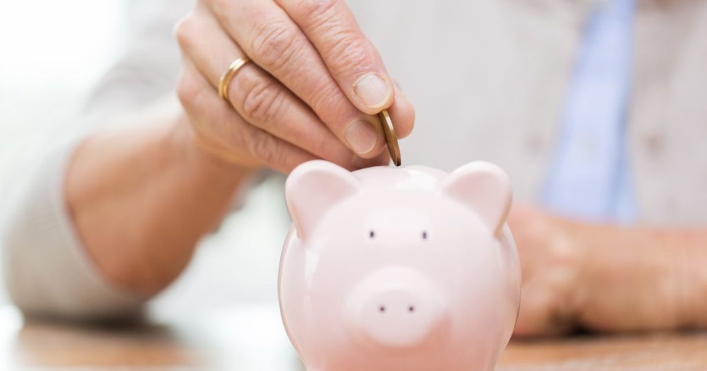 3 Tips for Financing Senior Living Costs